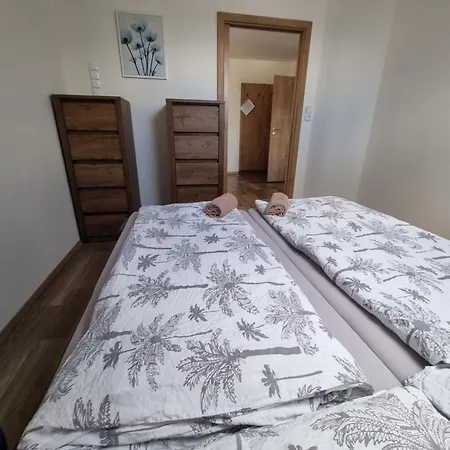 Moravia Apartamento *